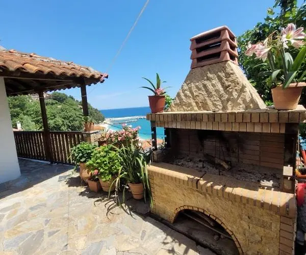 بيت ضيافة Irida 3*